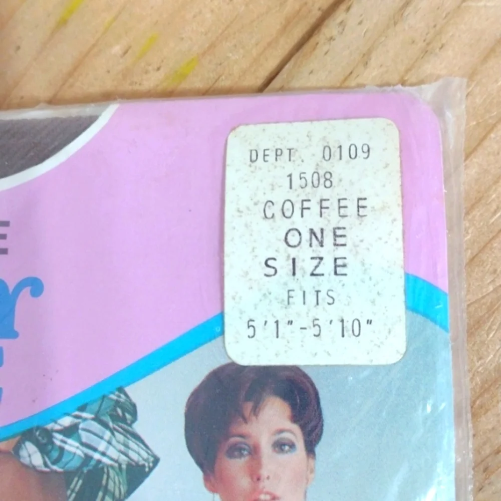 Recall One Size Panty Hose Coffee Fits 5'1